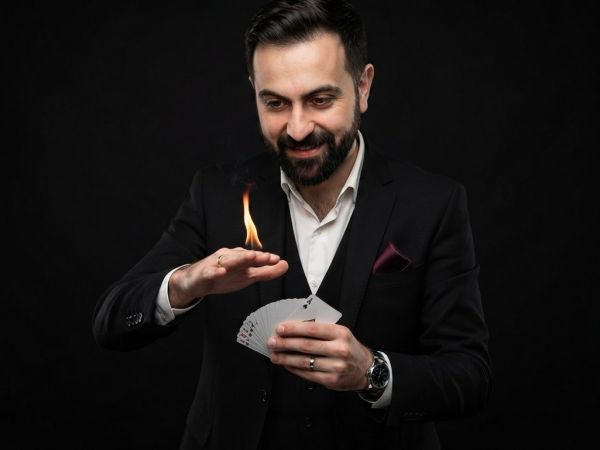 Qui est le meilleur magicien close-up à Genève ?